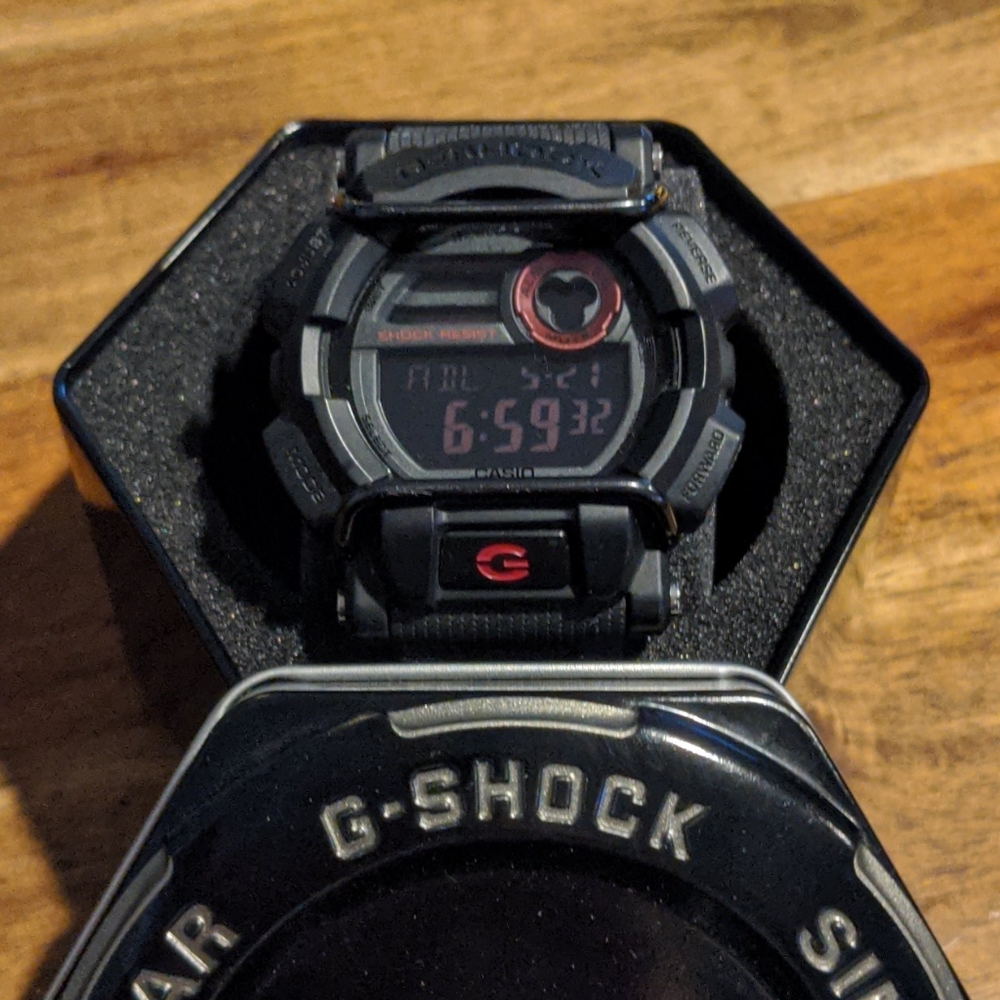 Casio G-Shock GD-400 Watch